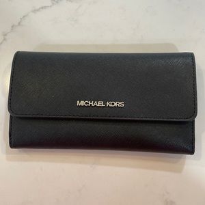 Michael Kors Jet Set Large Trifold Wallet Black